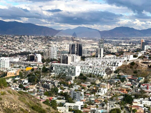 Exclusiva Residencia en Venta – Cumbres de Juárez, Tijuana - Imagen 6