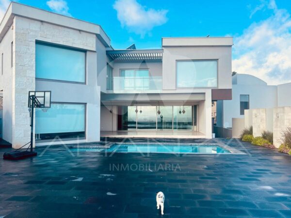 Exclusiva Residencia en Venta – Cumbres de Juárez, Tijuana